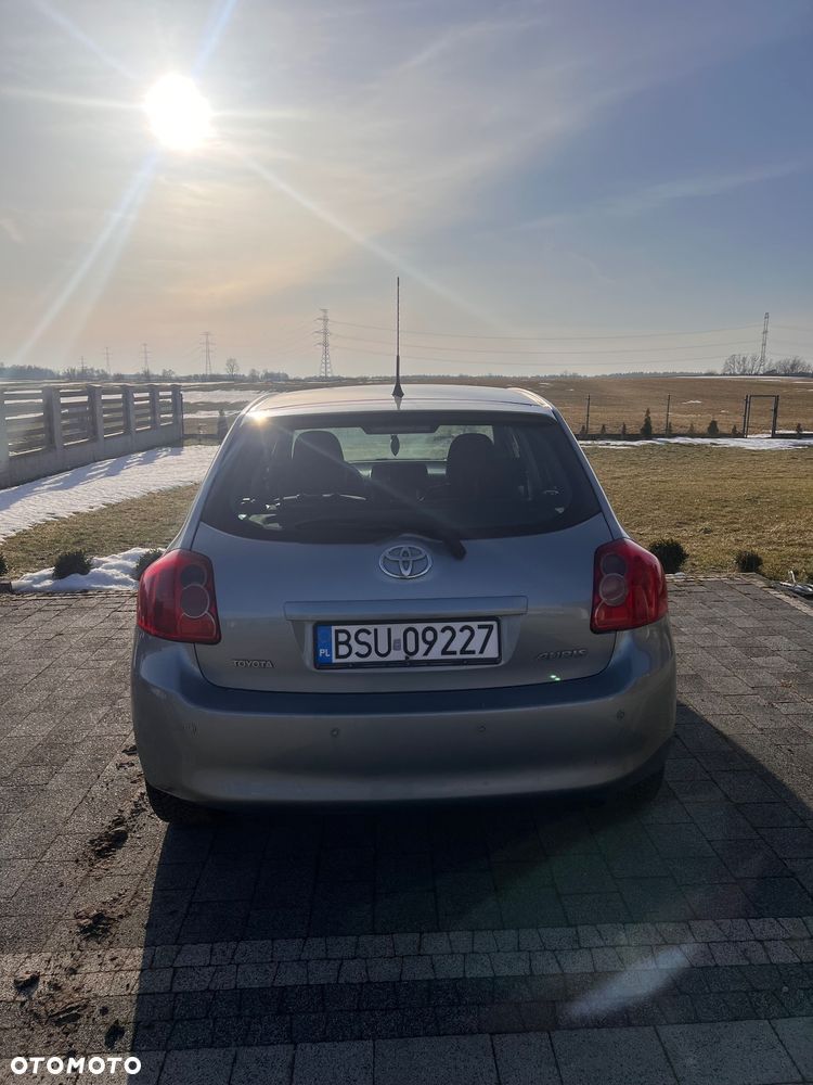 Toyota Auris 2.0 D-4D Luna - 7