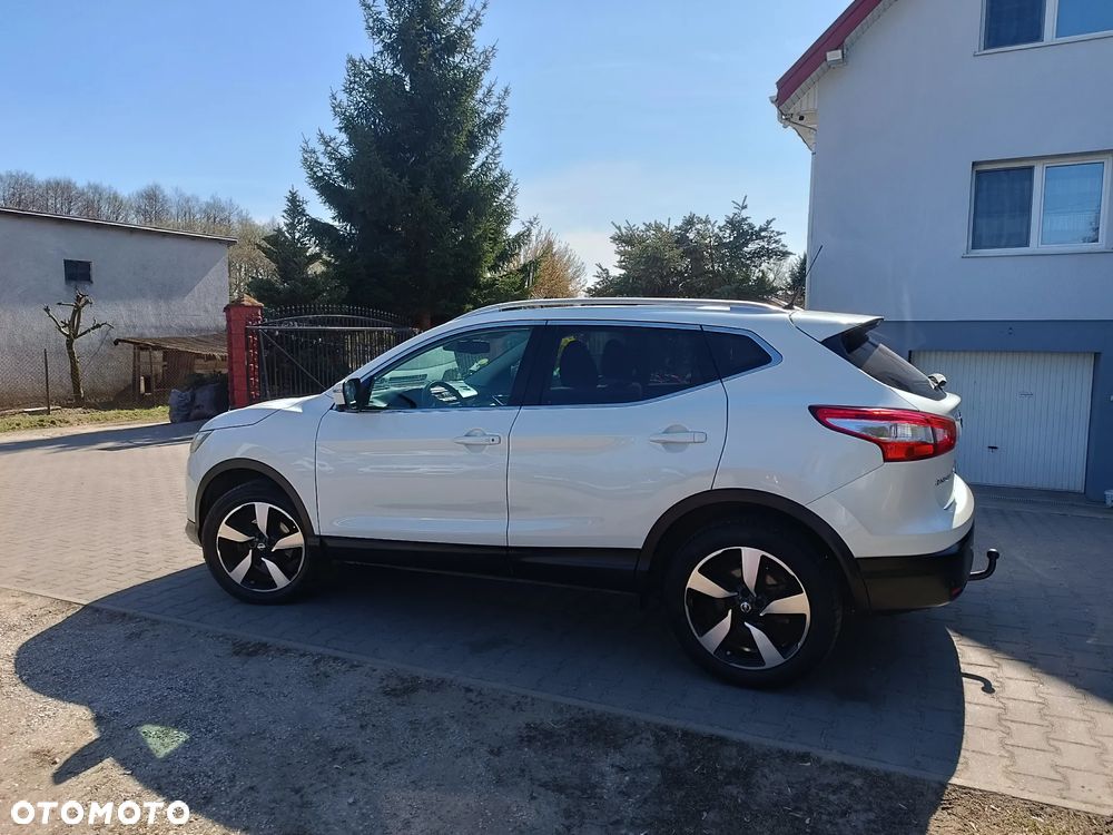 Nissan Qashqai 1.5 dCi N-Connecta - 17