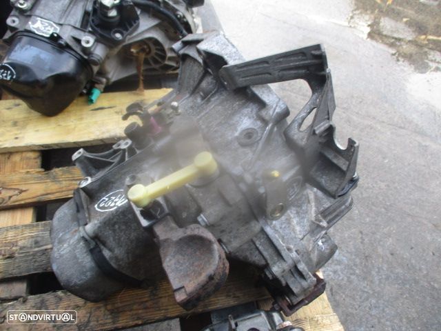 Caixa Velocidades 20CO13 CITROEN C3 2006 1.4I 8V 75CV 5P CINZENTO GASOLINA 5V - 2