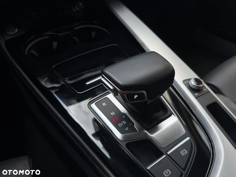 Audi A4 Limousine 35 TFSI Sport S tronic - 29