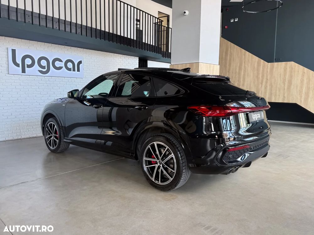 Audi Q5 Sportback - 10