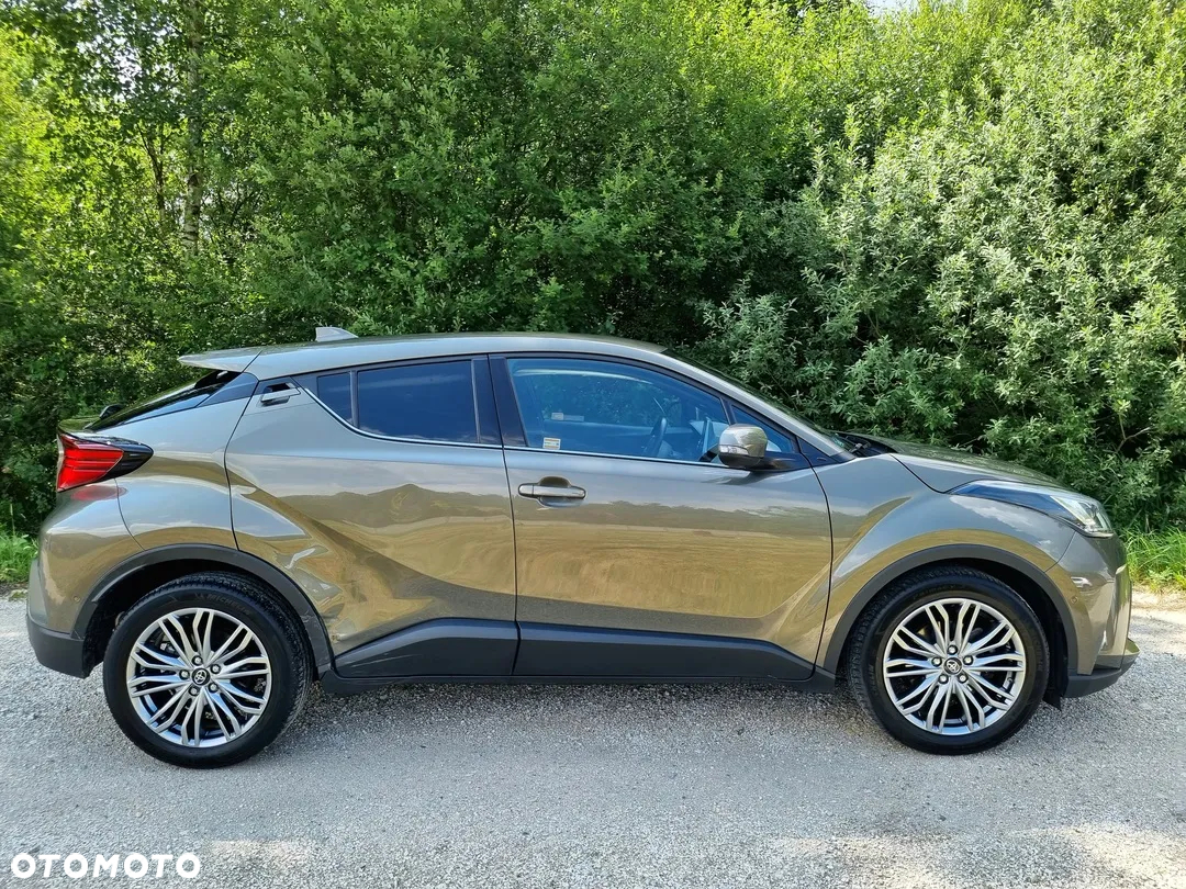 Toyota C-HR 2.0 Hybrid Executive - 8