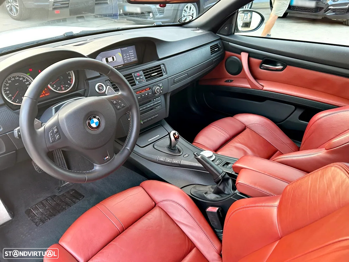 BMW M3 Auto - 14