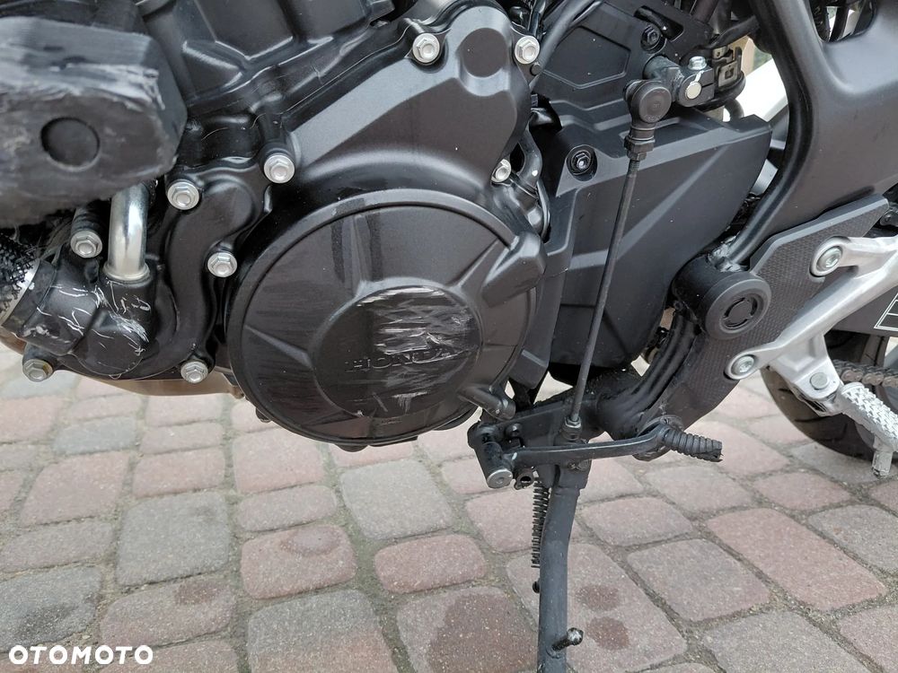 Honda Hornet - 22