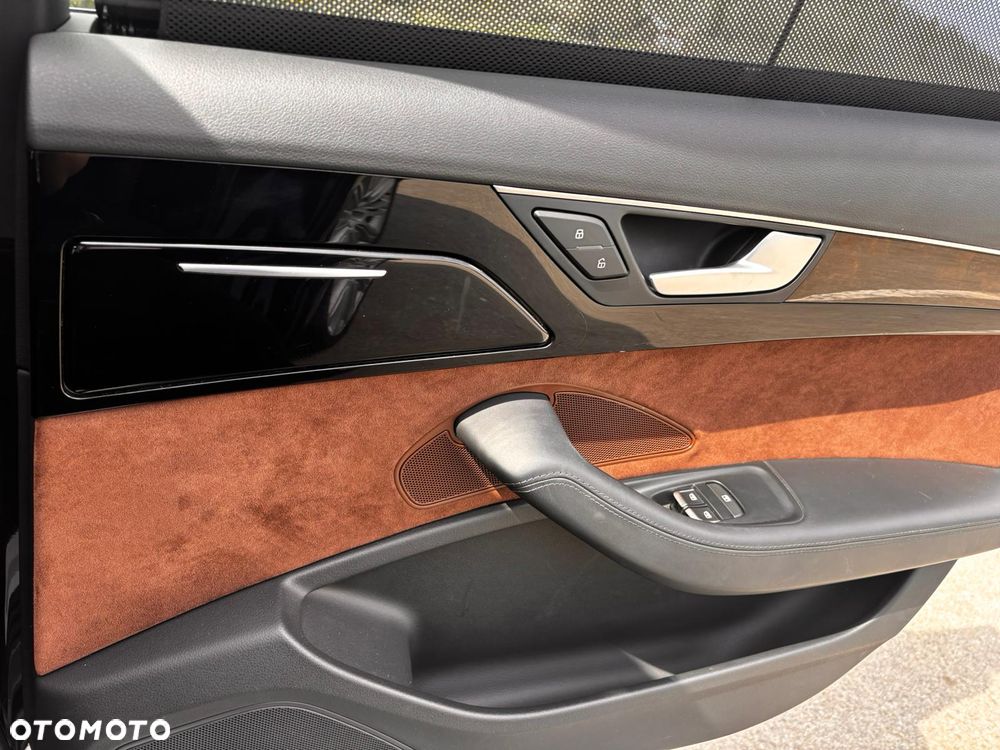 Audi A8 3.0 TFSI L Quattro - 15