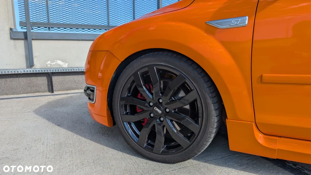 Ford Focus ST - 10