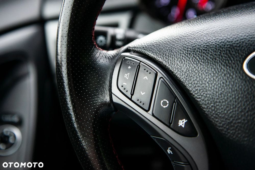 Hyundai i30 1.6 T GDI Turbo - 28