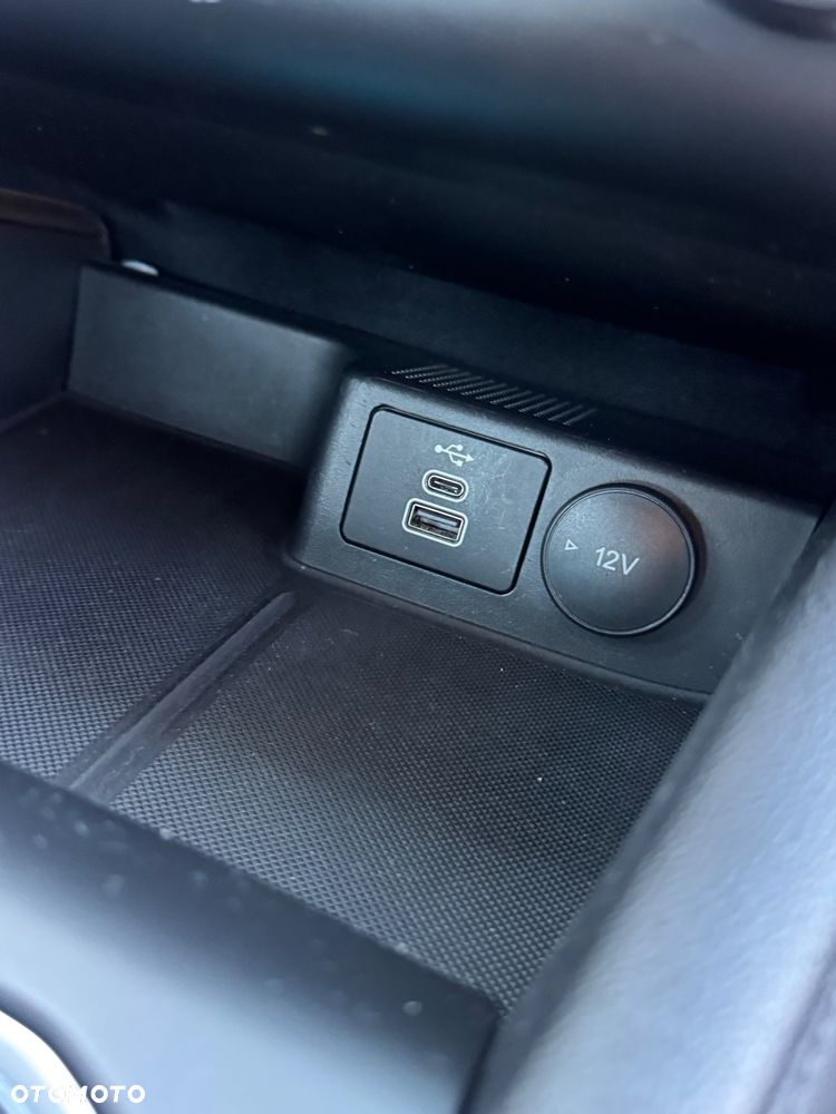 Ford Kuga 1.5 EcoBoost FWD Trend - 32