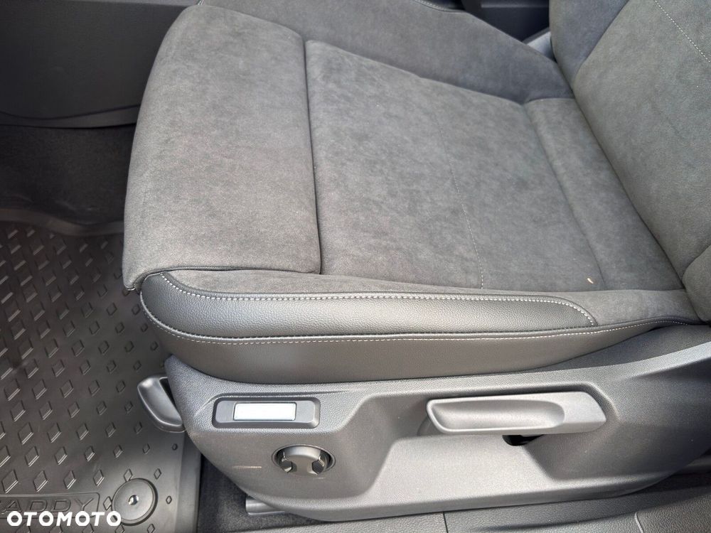 Volkswagen Caddy Maxi 2.0 TDI DSG - 13