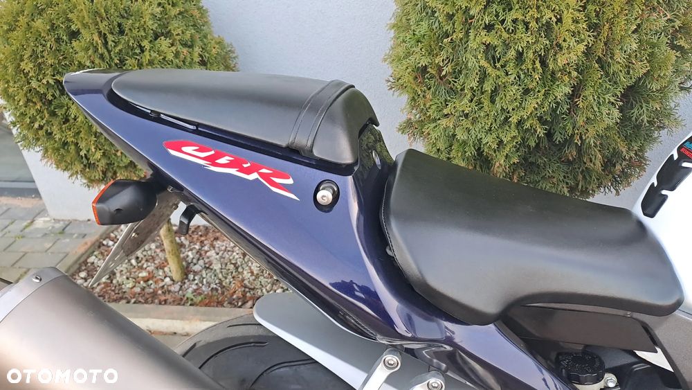 Honda CBR - 17
