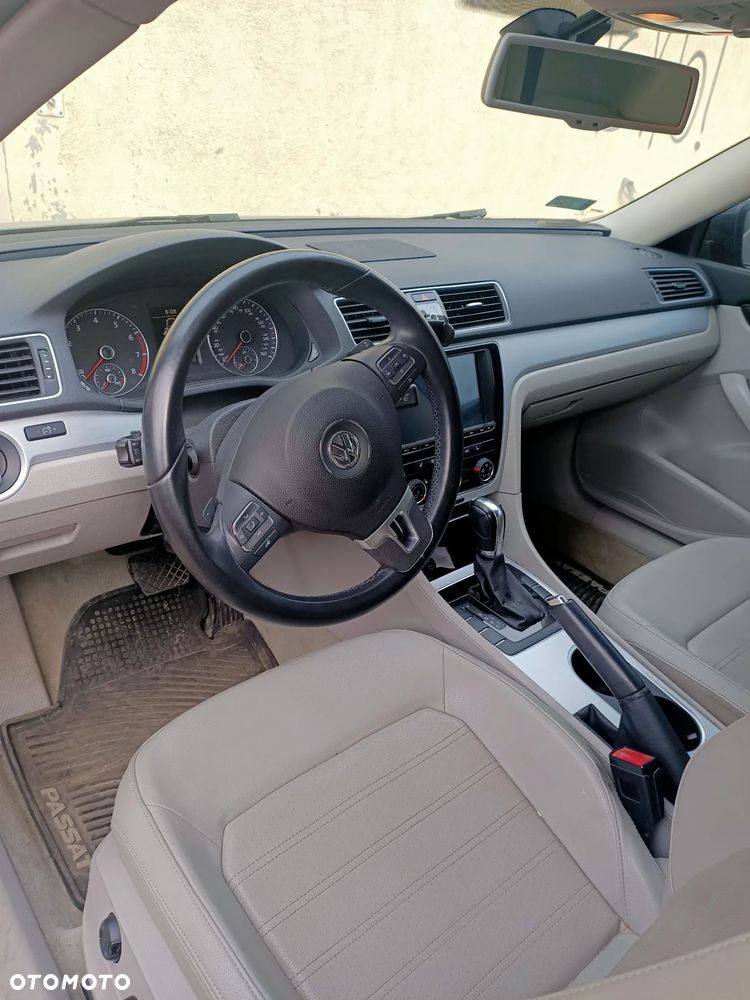 Volkswagen Passat 3.6 V6 4Mot Highline DSG - 5