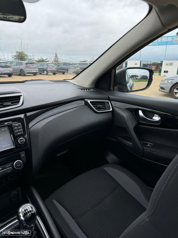 Nissan Qashqai 1.5 dCi N-Connecta - 4