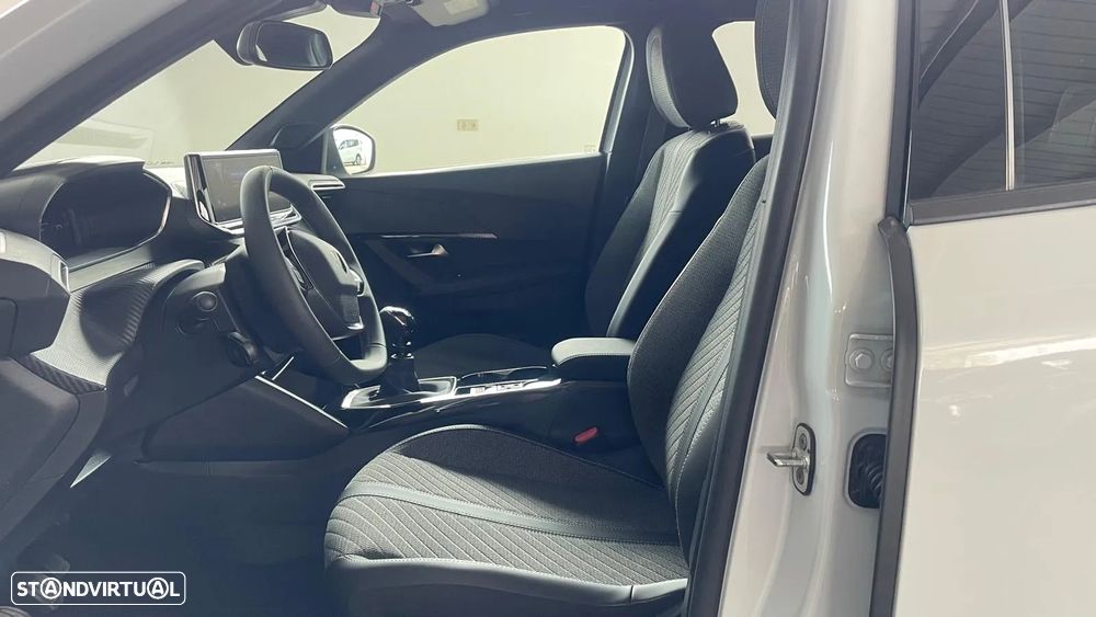 Peugeot 2008 1.2 PureTech Allure Pack - 9