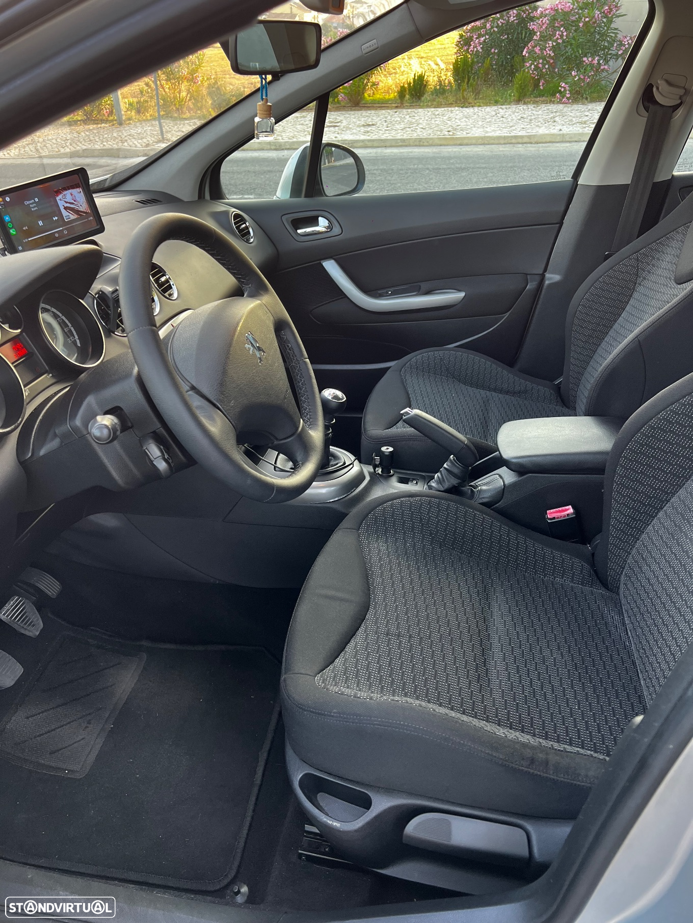 Peugeot 308 SW 1.6 HDi Executive CVM6 - 12