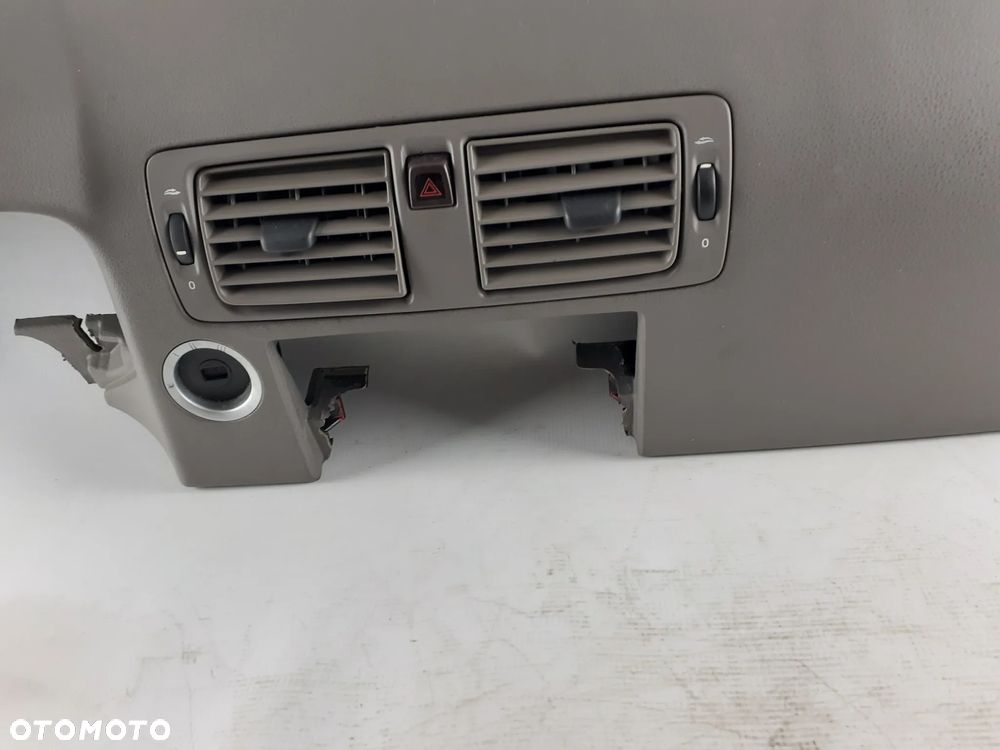 Volvo C30 S40 V50 konsola kokpit - 4