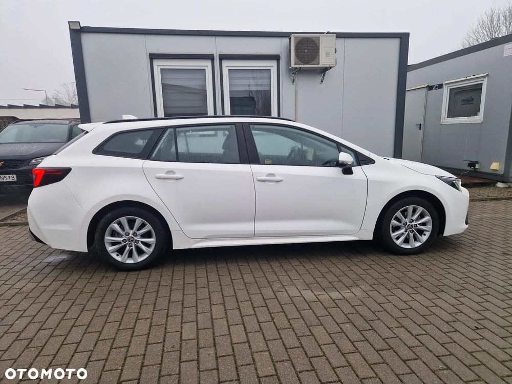 Toyota Corolla 1.8 Hybrid Comfort - 8