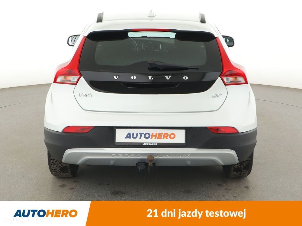Volvo V40 Cross Country D2 Momentum - 5