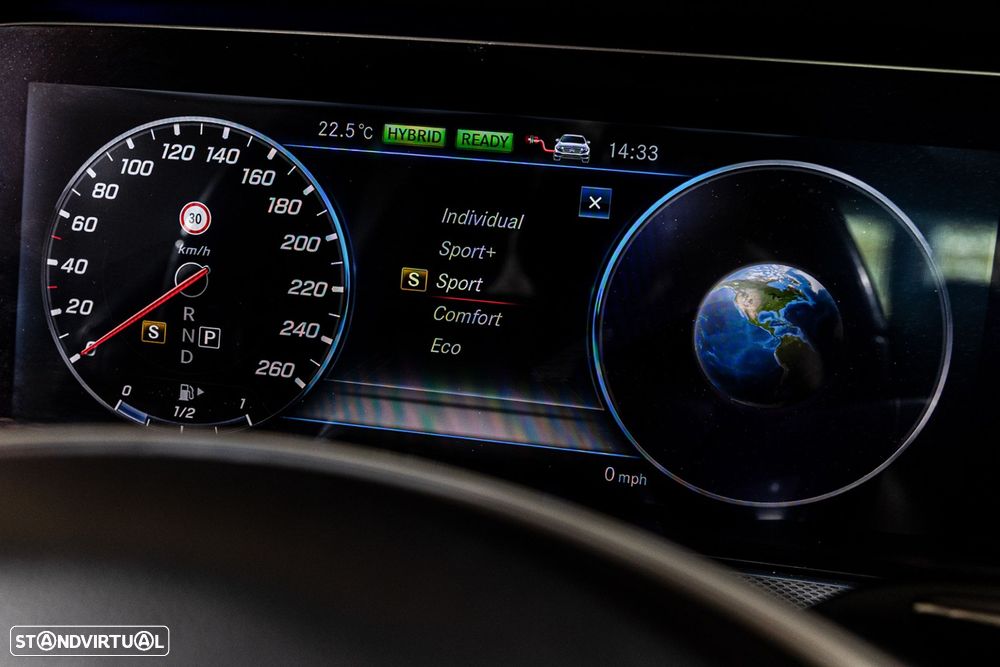 Mercedes-Benz E 350 e AMG - 17