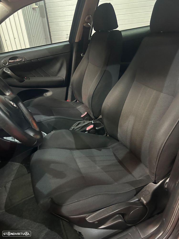Alfa Romeo 147 1.6 TS Progression - 10
