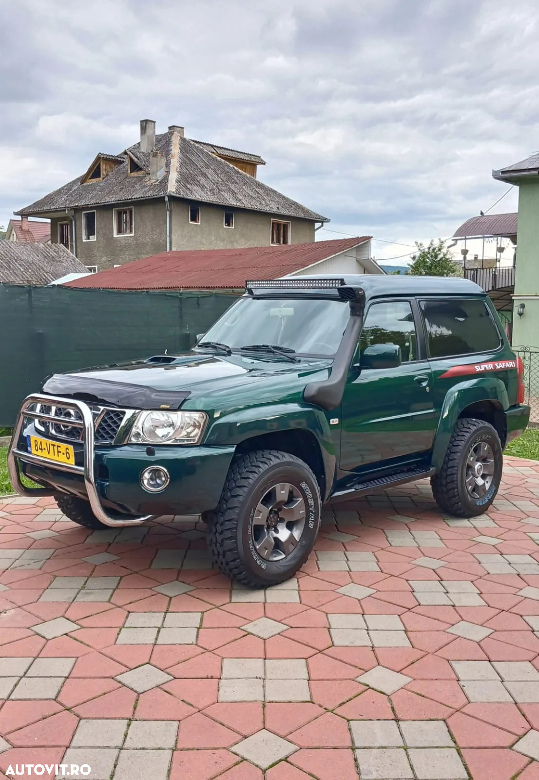 Nissan Patrol - 2