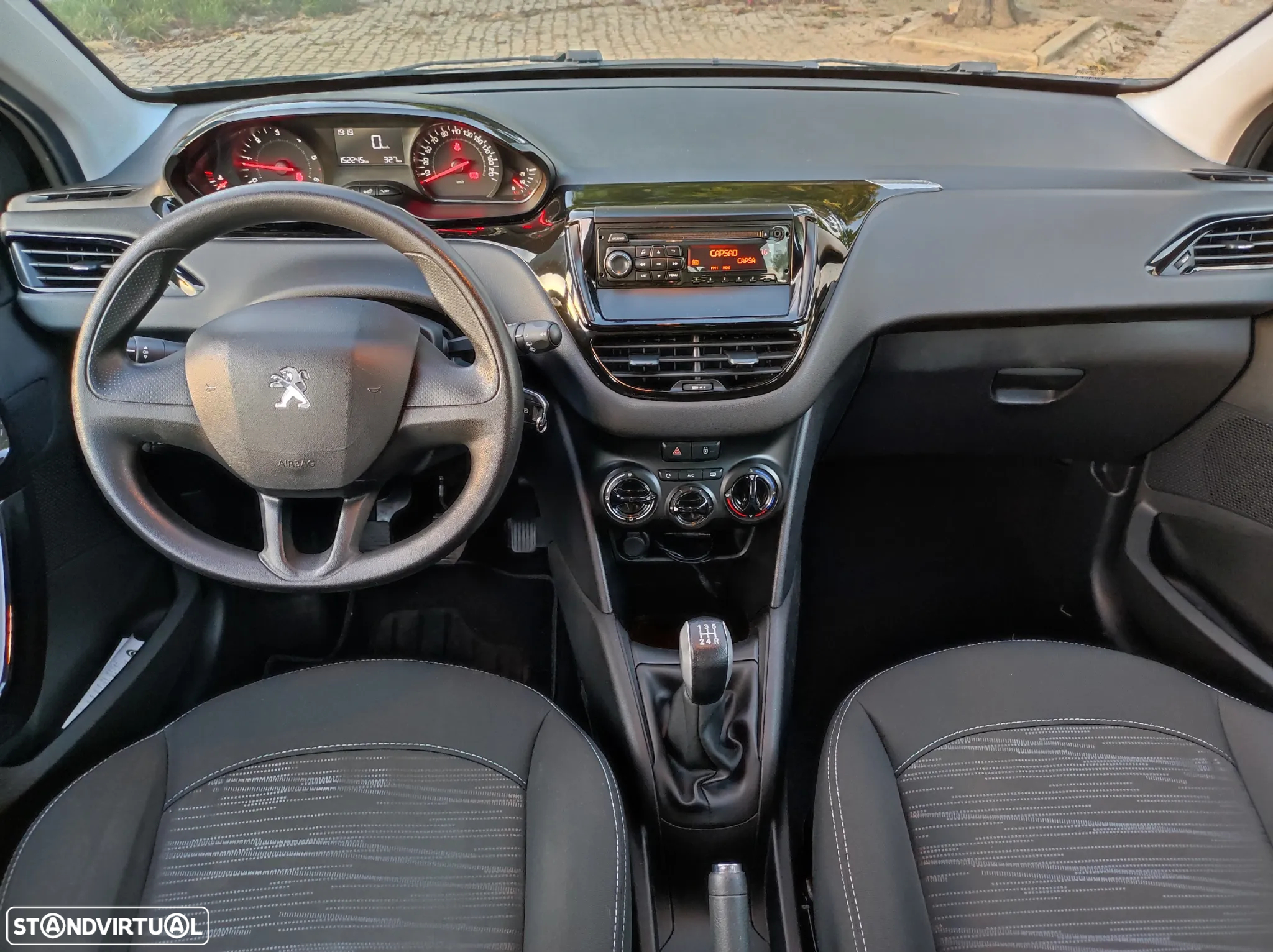Peugeot 208 1.4 HDi Access - 9