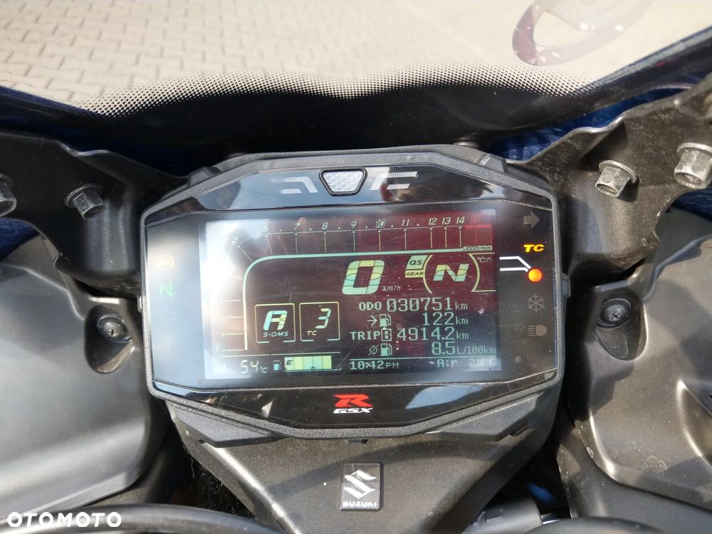 Suzuki GSX-R - 12
