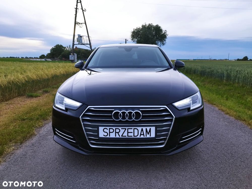 Audi A4 Limousine 2.0 TDI DPF clean diesel Ambiente - 12