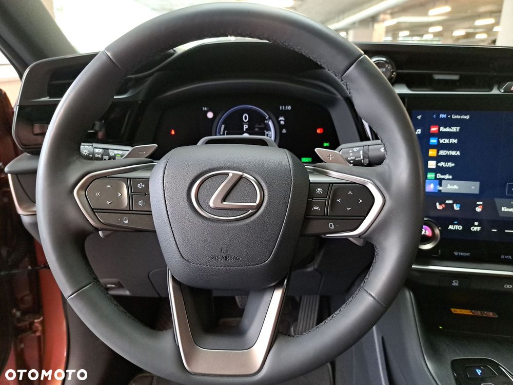 Lexus RZ 300e Prestige - 17