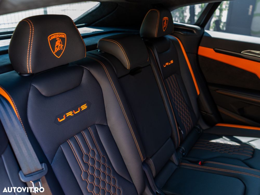 Lamborghini URUS - 37