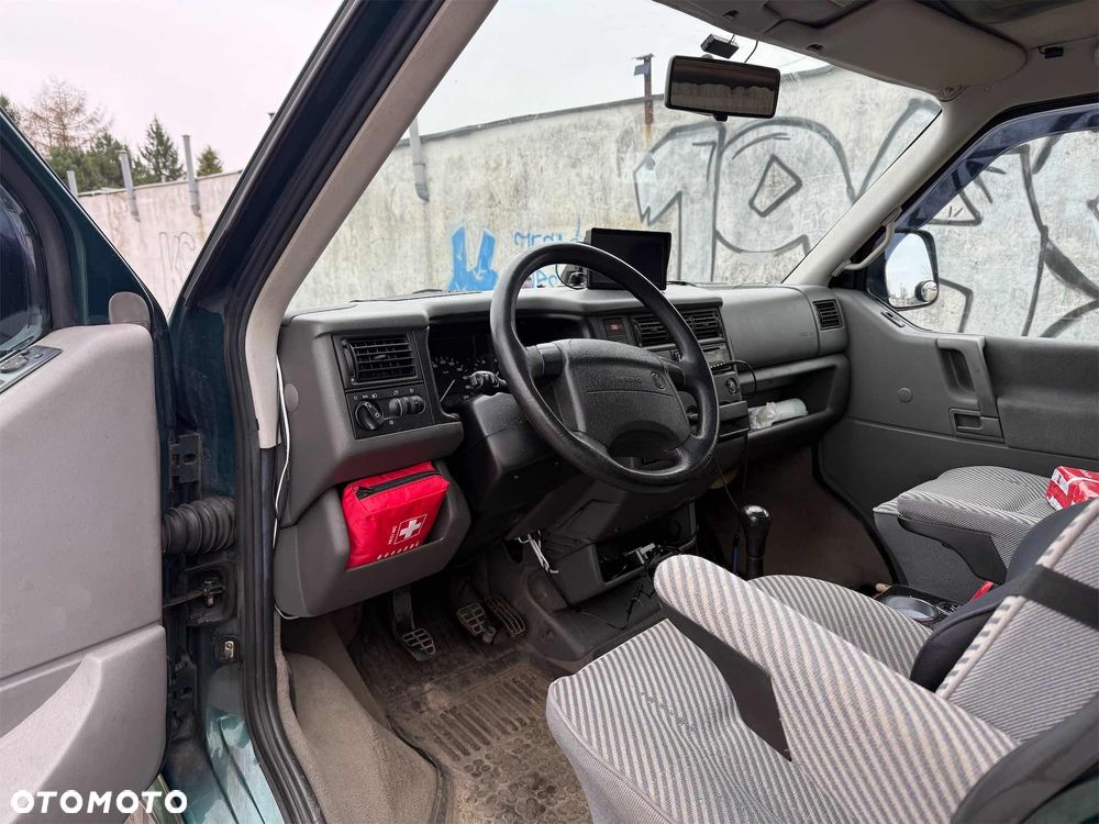 Volkswagen Transporter - 10