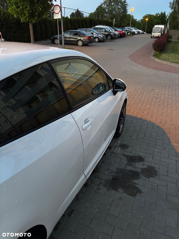 Seat Ibiza SC 1.6 TDI FR - 7