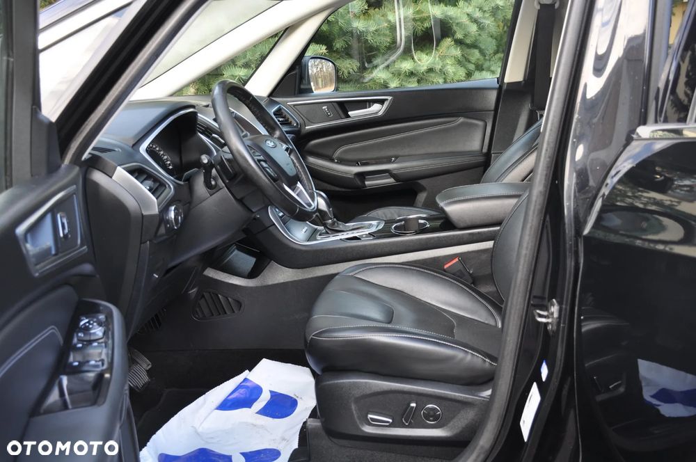 Ford S-Max 2.0 TDCi 4WD Titanium PowerShift - 23