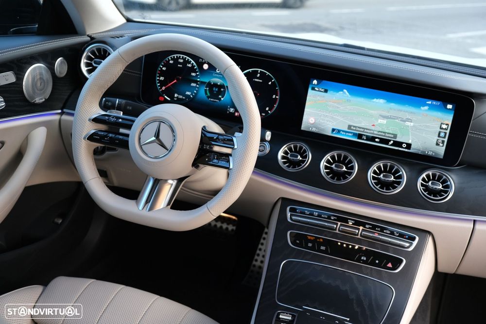 Mercedes-Benz E 220 d AMG Line - 12
