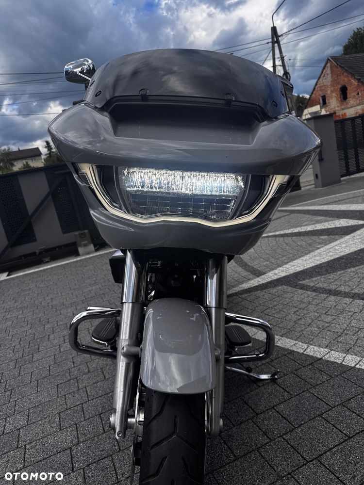 Harley-Davidson Touring Road Glide - 3
