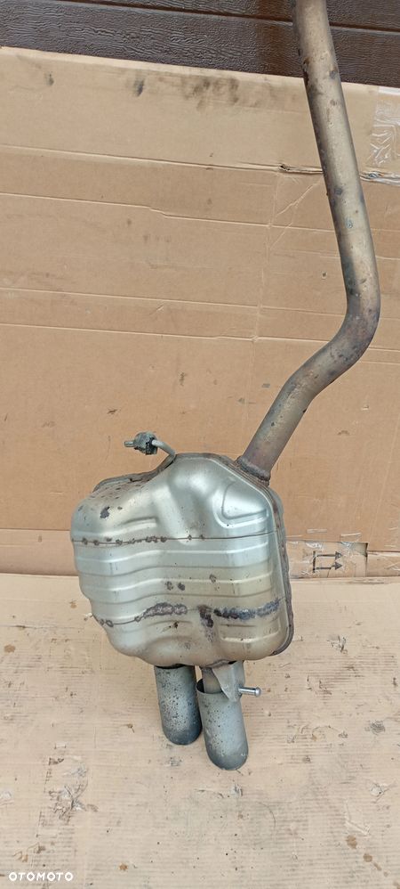 Tłumik końcowy środkowy wydech tłumiki Audi A5 8T Lift 2.0 TDI 8K0253611BE - 2