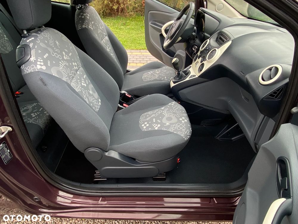 Ford KA 1.2 Start-Stopp-System Champions Edition - 36