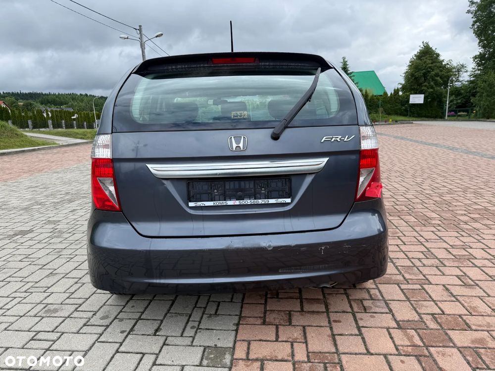 Honda FR-V 1.7 - 6