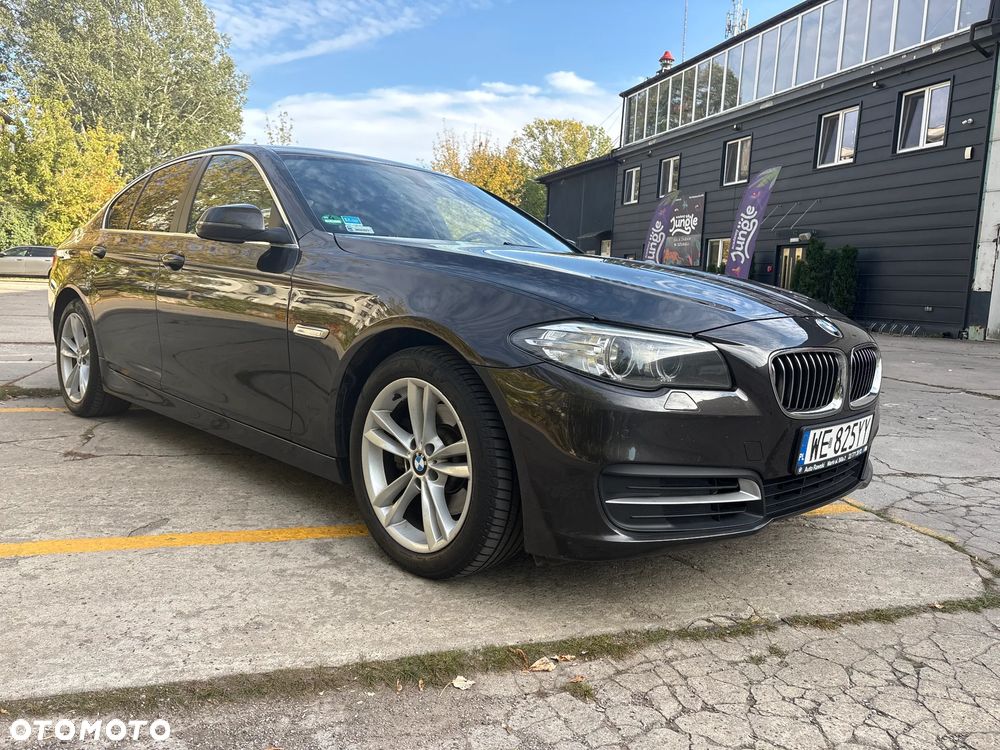 BMW Seria 5 2015 photo 3