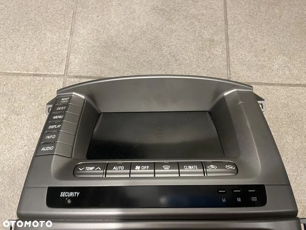 Wyświetlacz / Ekran radia Toyota Land Cruiser 100 LIFT 03-06 Radio Nawigacja - 1