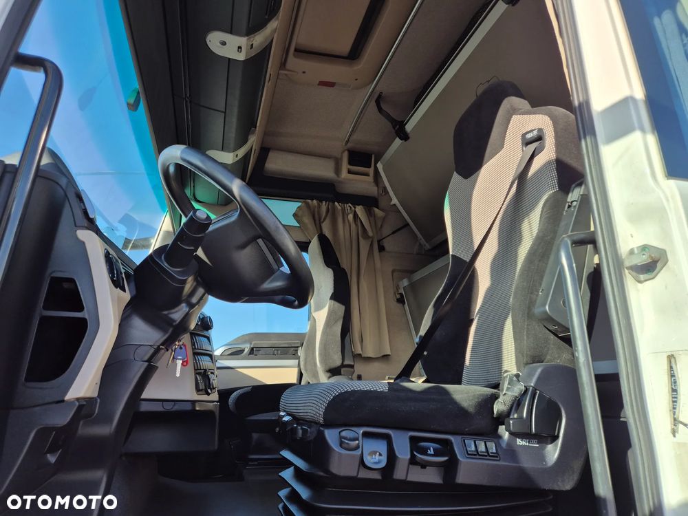 MAN 500 KM, MEGA - 9