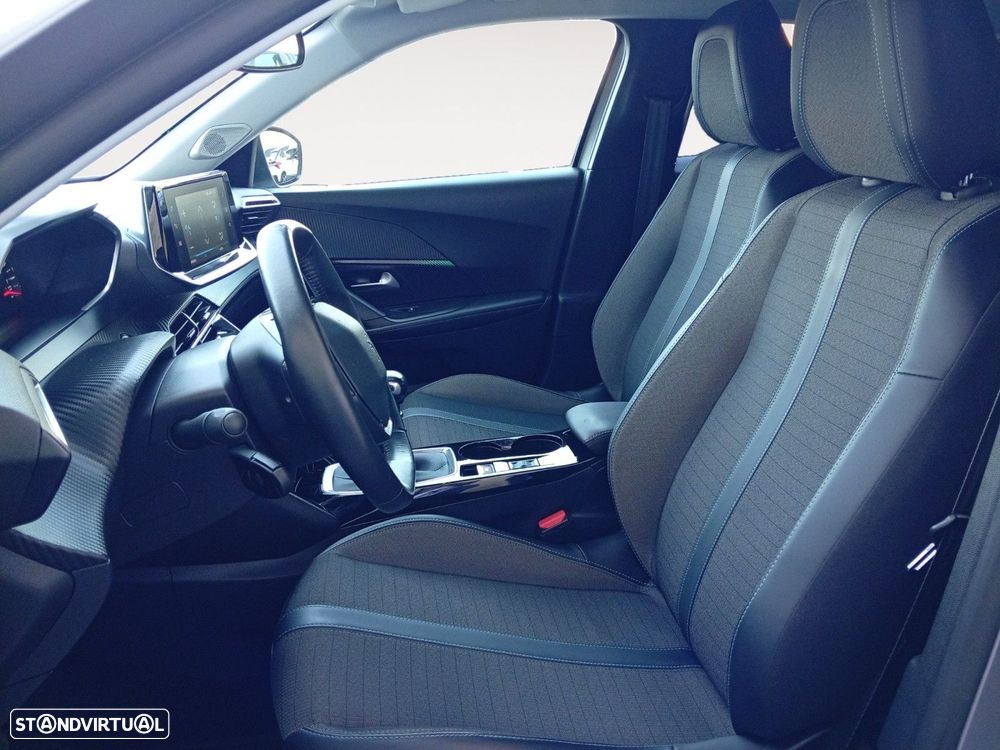 Peugeot 2008 1.2 PureTech Allure - 9