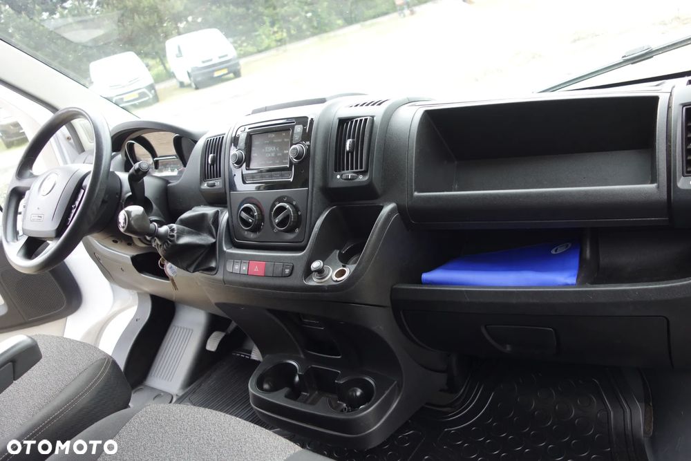 Fiat Ducato 2.3 Multi-jet 150 KM Skrzynia 4.50 M - 19