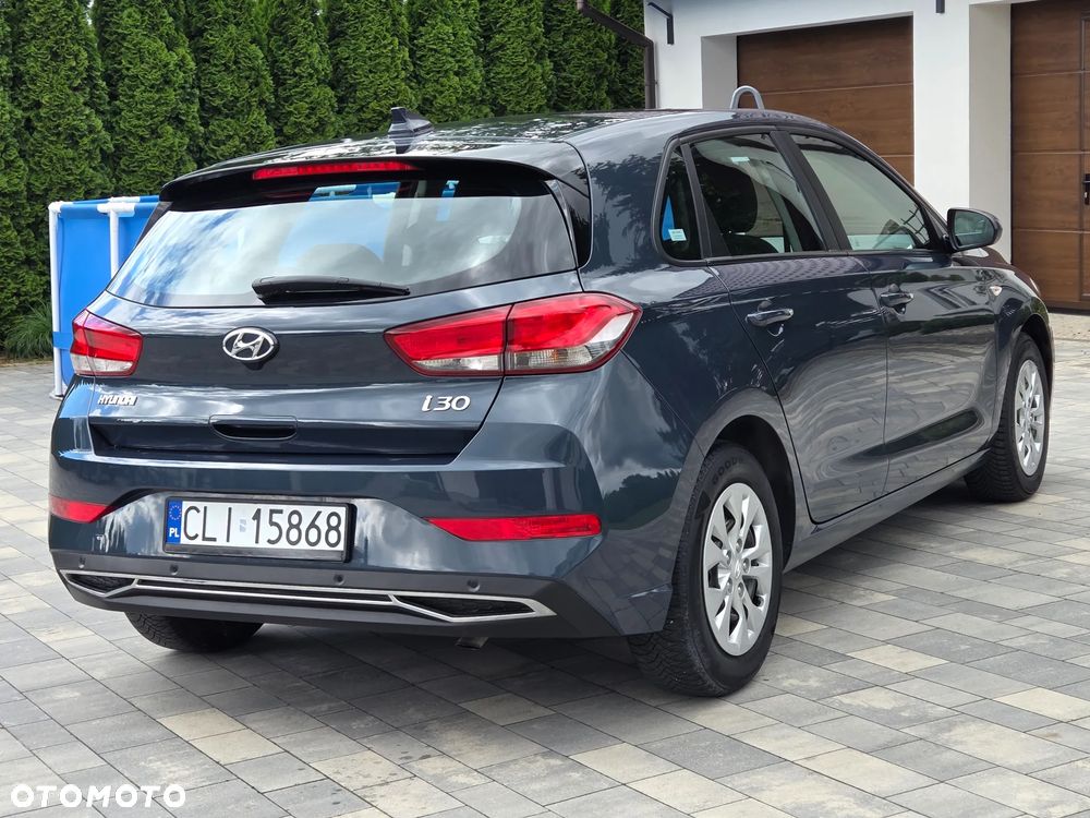 Hyundai i30 1.5 DPI Modern - 31
