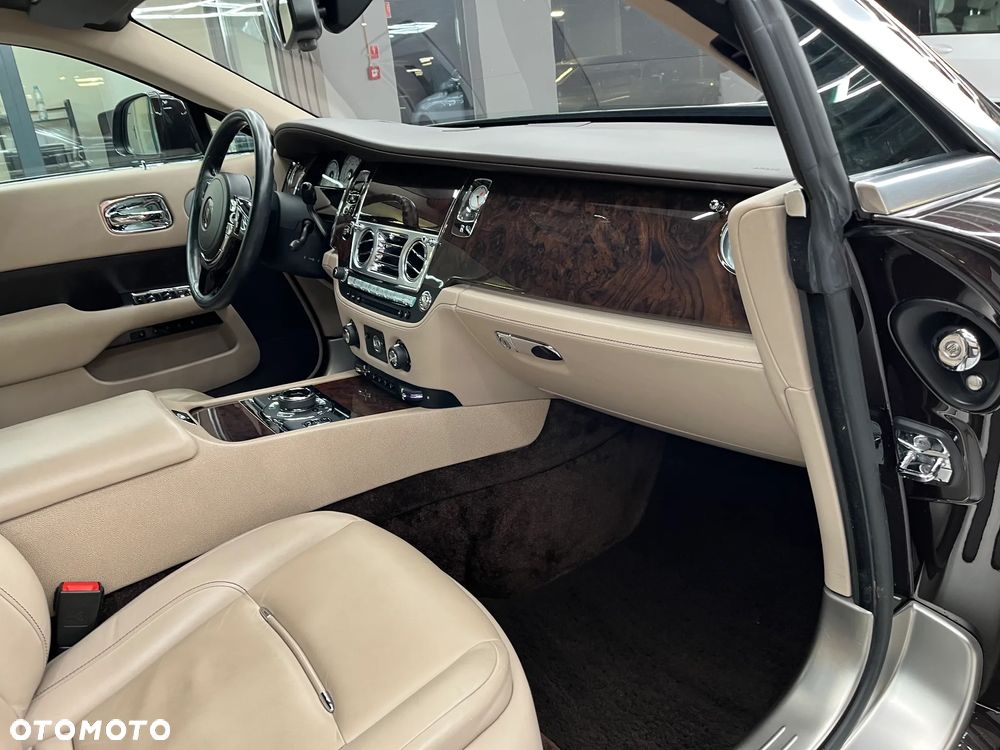 Rolls-Royce Wraith - 14