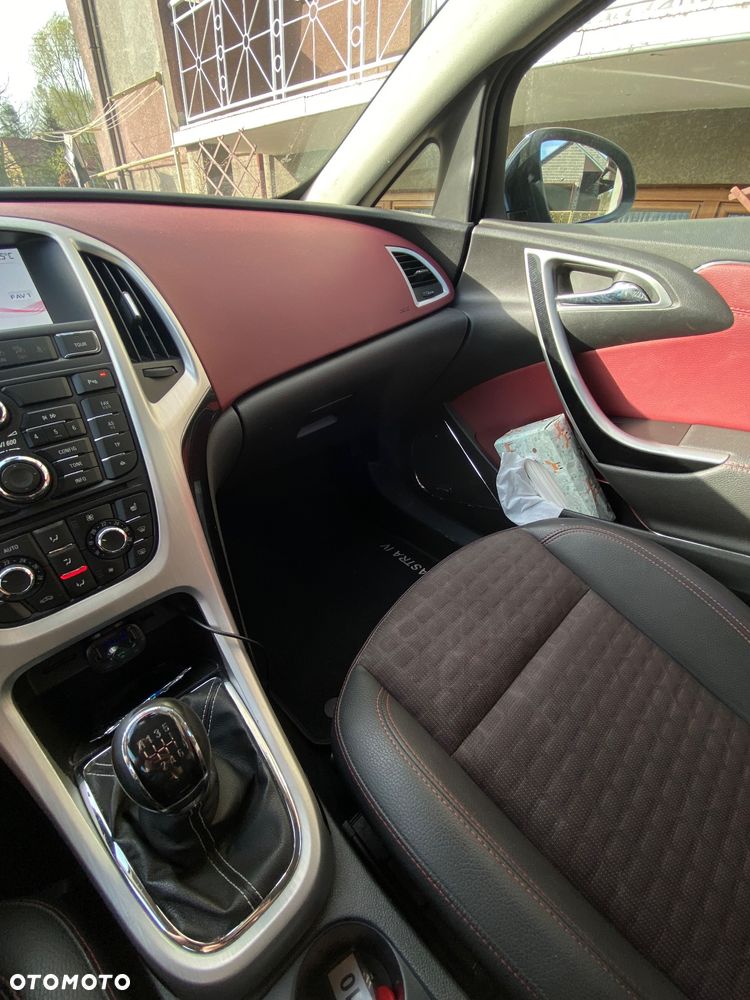 Opel Astra IV GTC 2.0 CDTI Sport S&S - 13