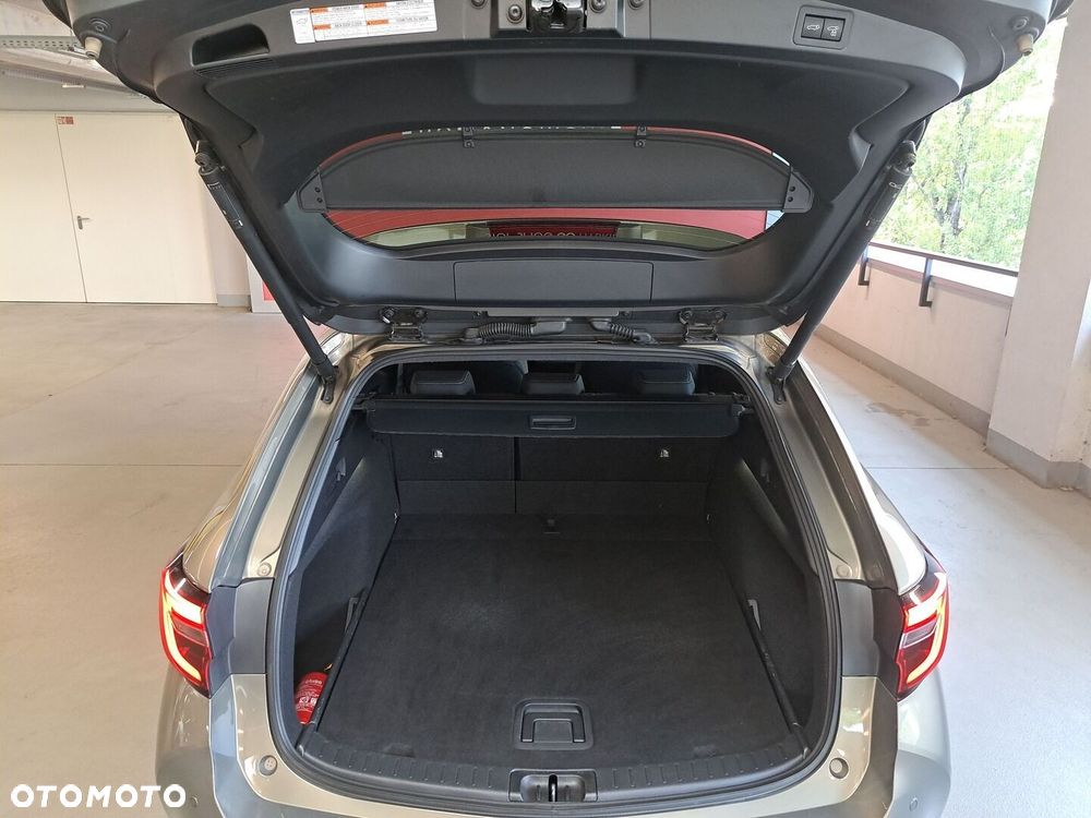 Toyota Corolla 1.8 Hybrid Style - 14