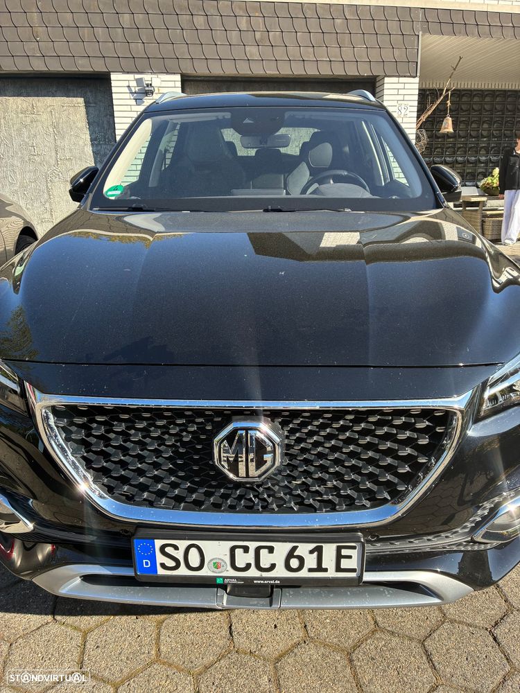 MG EHS Luxury - 4