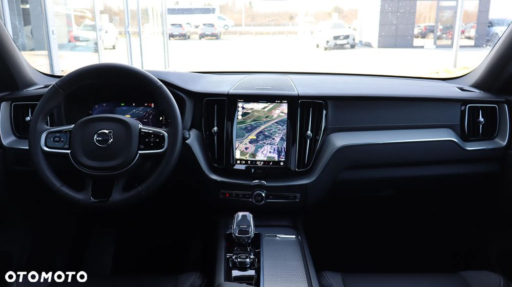 Volvo XC 60 B5 B AWD Ultra Dark - 11