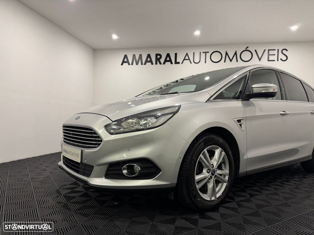 Ford S-Max 2.0 TDCi Titanium - 12