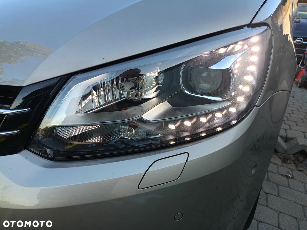 Volkswagen Touran 1.6 TDI DPF BlueMotion Technology Cup - 10